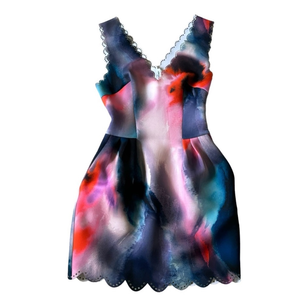 BEBE | Scalloped Tie Dye Lasercut Scuba Mini Dress Size XS